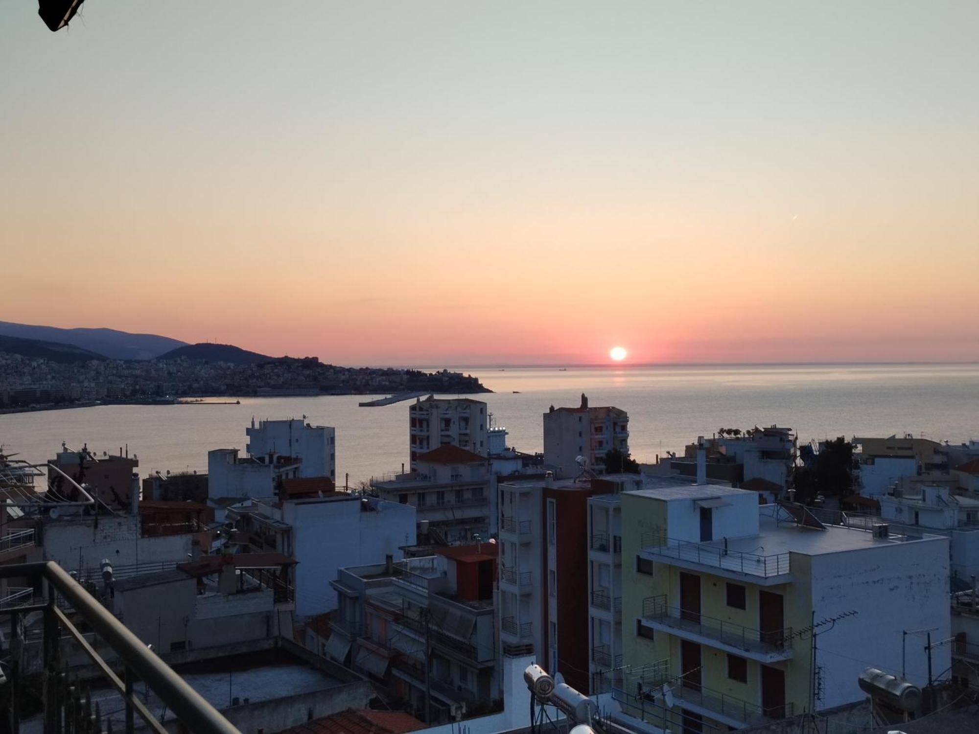 Kathys Sea View Apartment Kavala Exterior photo